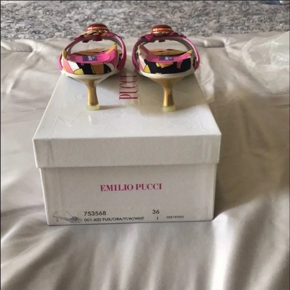 Vintage Emilio Pucci Kitten Heel - Picture 3 of 6
